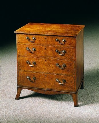 Sheraton-style chest of drawers